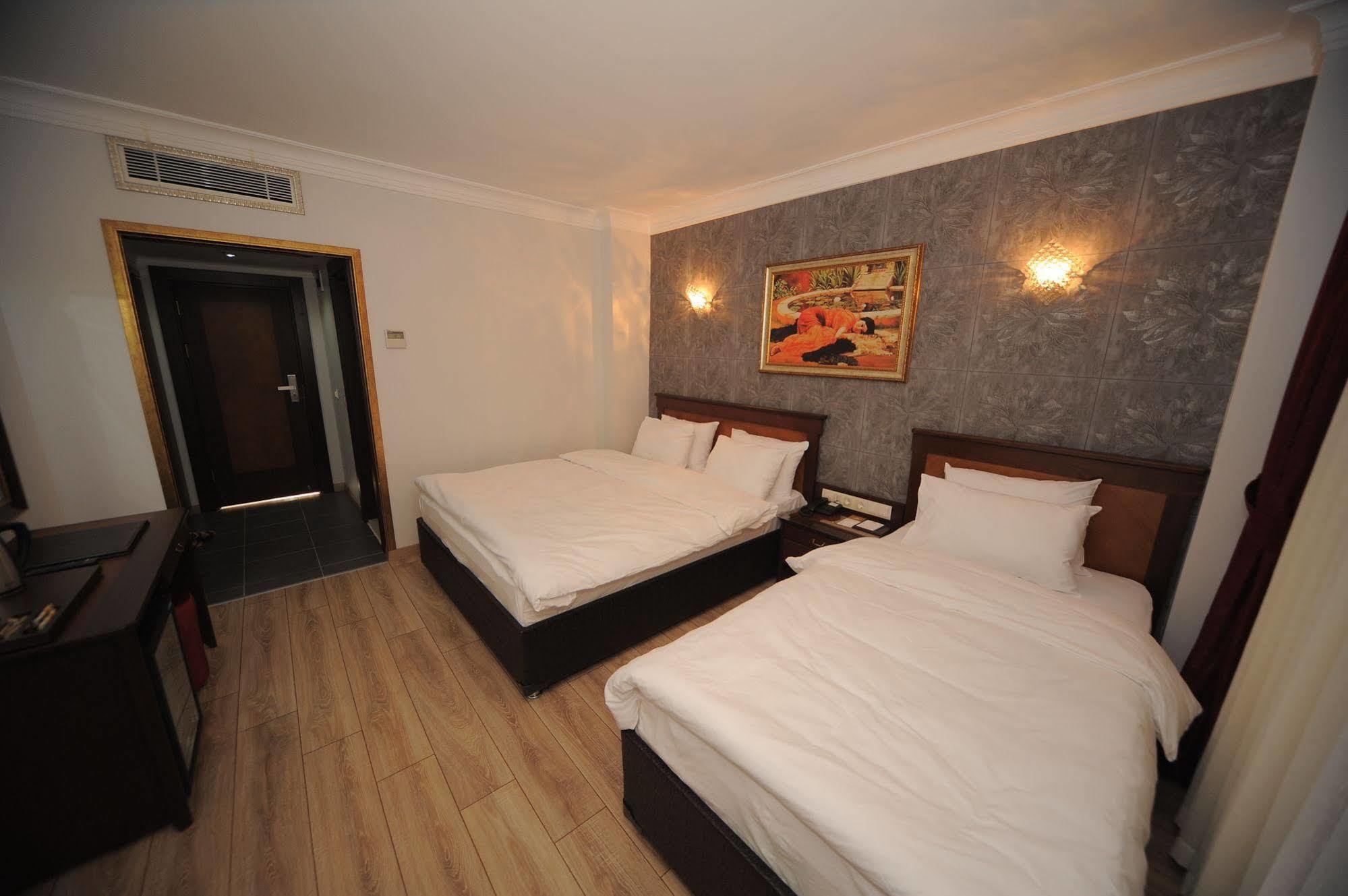 Golden Lake Hotel Adana Exterior photo