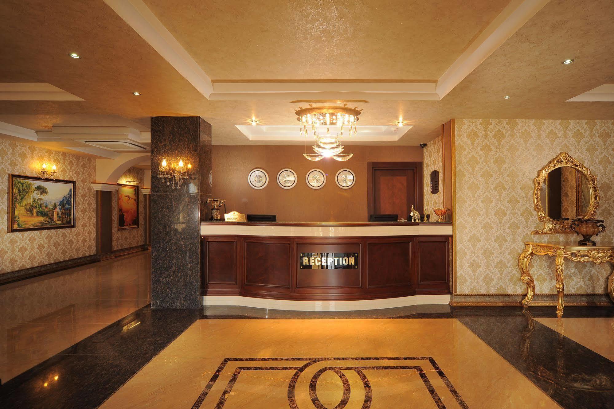Golden Lake Hotel Adana Exterior photo