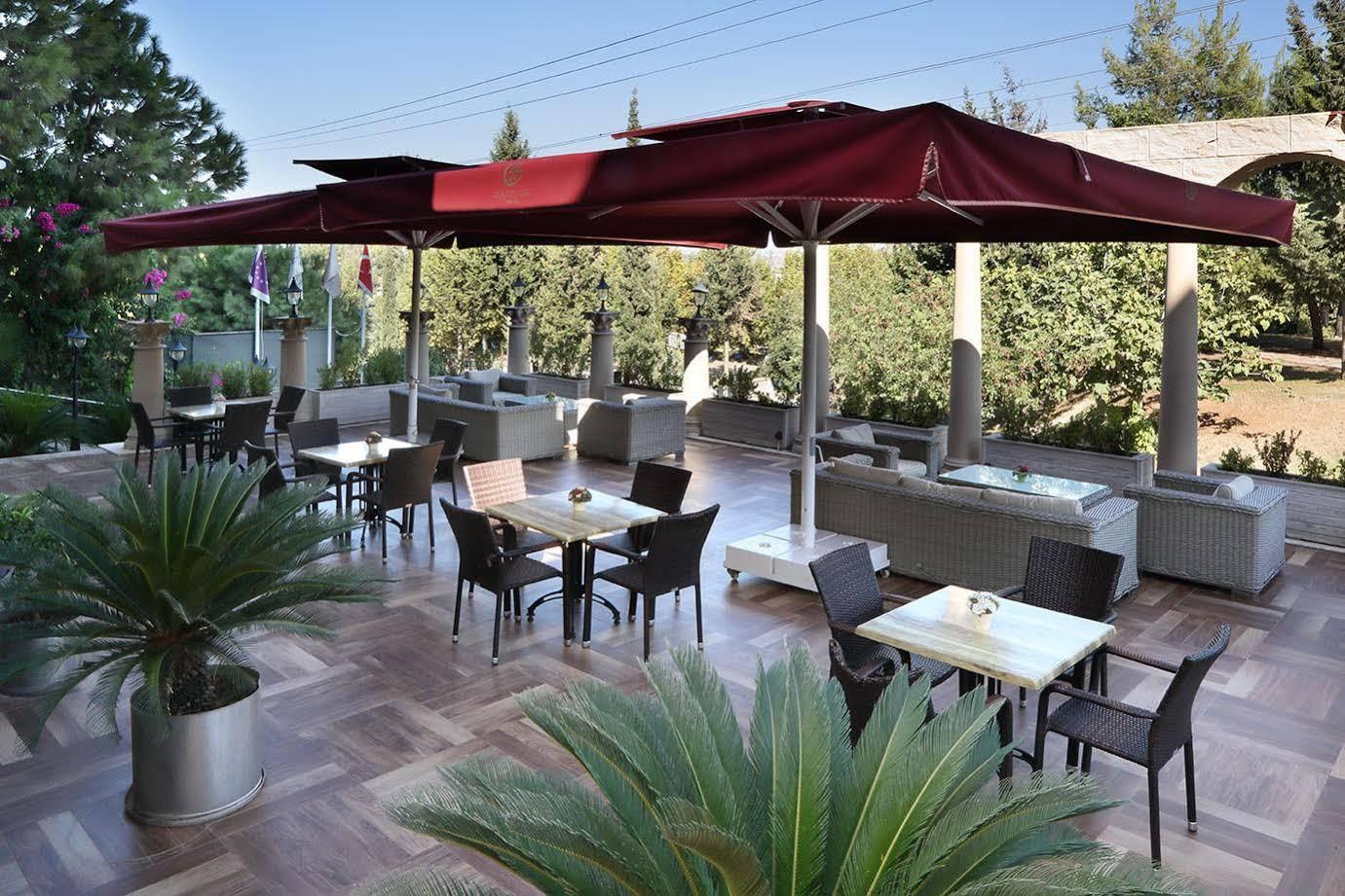 Golden Lake Hotel Adana Exterior photo