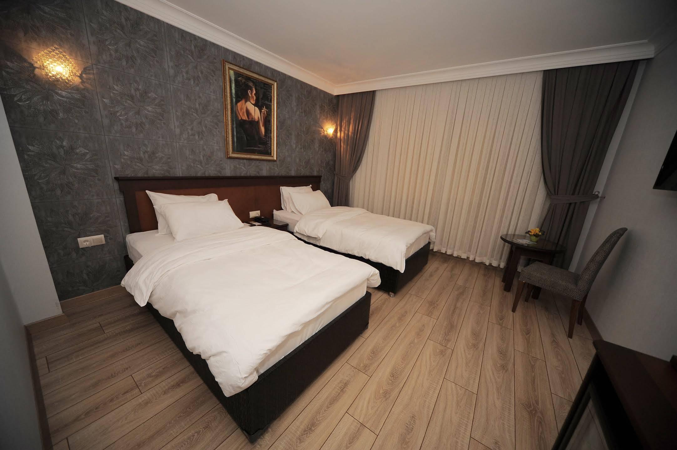 Golden Lake Hotel Adana Exterior photo